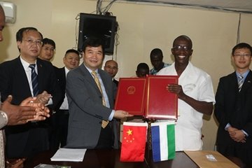 援塞舌爾柯蓋特住房項(xiàng)目補(bǔ)充實(shí)施協(xié)議在塞簽署 援塞舌爾柯蓋特住房項(xiàng)目補(bǔ)充實(shí)施協(xié)議在塞簽署